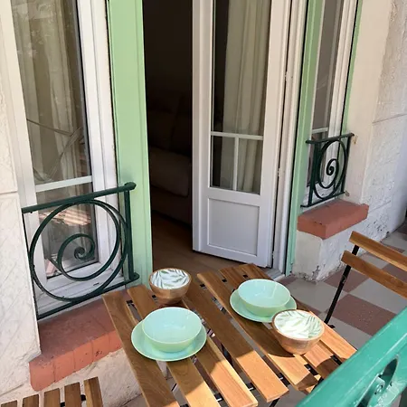 Апартаменти Patio 1920 Juan-les-pins